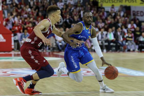 次引发热议 次引发热议